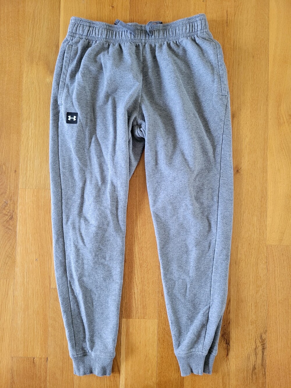 Mens size large Under Armour joggers